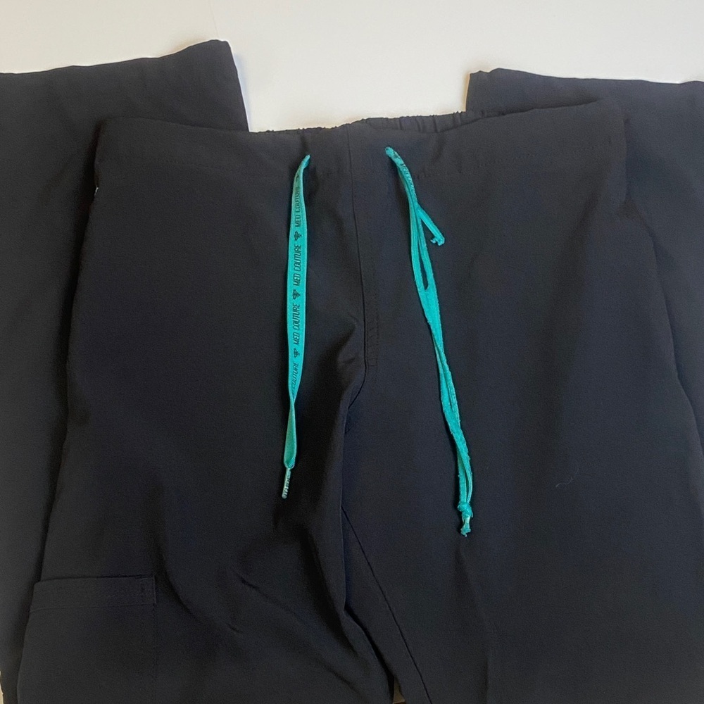 Med Couture Black Pants with Teal Accent 4 pockets Size small scrub pants - Picture 4 of 7